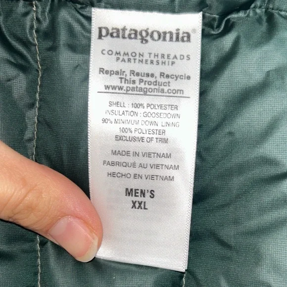 Patagonia Forestland Green Quilted Vest - Picture 5 of 5